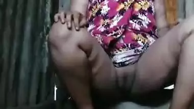 Village girl showing her nude body