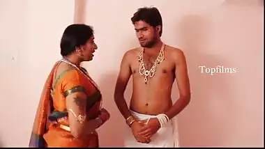 Sexy figure South Indian bhabhi exposed her in masala movie
