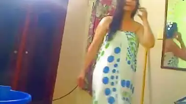 Indian wife showers for hubby on a webcam