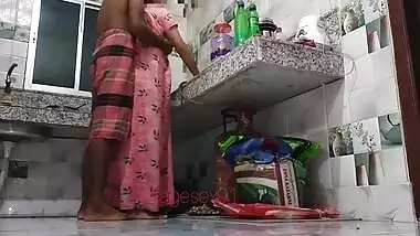 Desi Local Village Wife Fuck By Kitchen ( Official Video By Villagesex91)