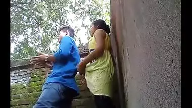 Best Indian outdoor HD porn caught on hidden cam