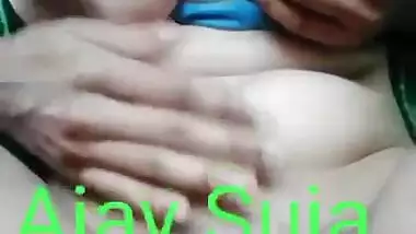 Desi wife show her sexy pussy