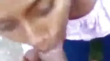 Open blowjob sex video of a Desi girl from Tamil Nadu