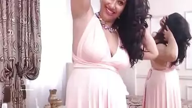 Hey Im Suneeta Enjoy On Video Call With Me