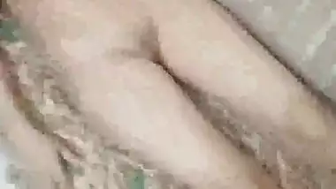 Super hot and beautiful Pakistani wife next 4 videos update must check once part 1