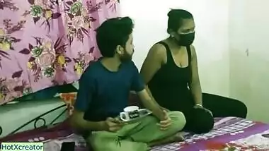 Indian hot teen boy fucked room service girl at local hotel! New hindi sex