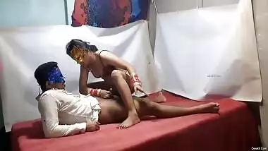 Today Exclusive- Horny Desi Bhabhi Blowjob And Hard Fucked By Dewar