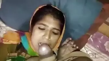 Desi village girl fucking hard with bf