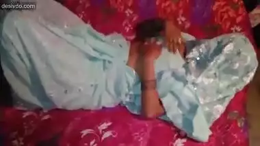 Indian Saree shalni bhabhi night sote bakt fucked
