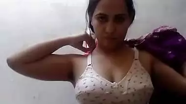 Paki bhabi showing her cute boobs nipple selfie cam video
