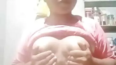 Innocent village Desi XXX girl shows her round boobs on selfie cam