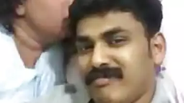 leaked mms Desi Tamil Guy enjoying girls