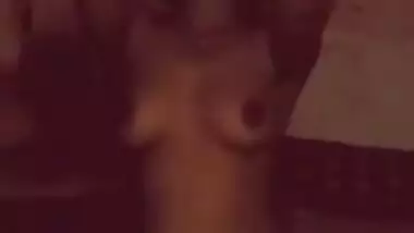 Horny Desi Girl Rani Showing her Nude