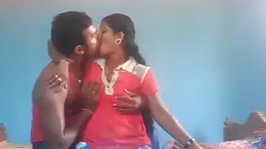 TEEN INDIAN LOVERS ENJOYS HOT SEX