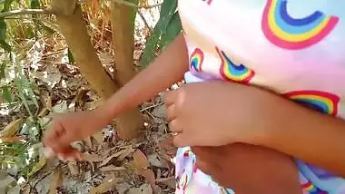 Sri Lankan campus girl having sex with boyfriend - in high-risk outdoor jungle. කැලේ ඇතුලේ සැප