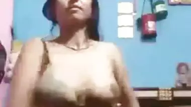 Bihari wife exposed MMS clip goes viral