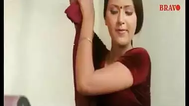 Desi HD xxx video of hot wife seducing her husband.