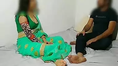 New Desi Pakistani Village Hot Gril Housewife Hard Sex