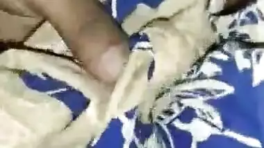 Desi Wife Showing Boobs And Pussy MMS