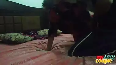 Indian sex video of a young desi couple enjoying home sex