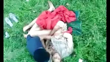 Indian MILF on green grass in outdoor sex